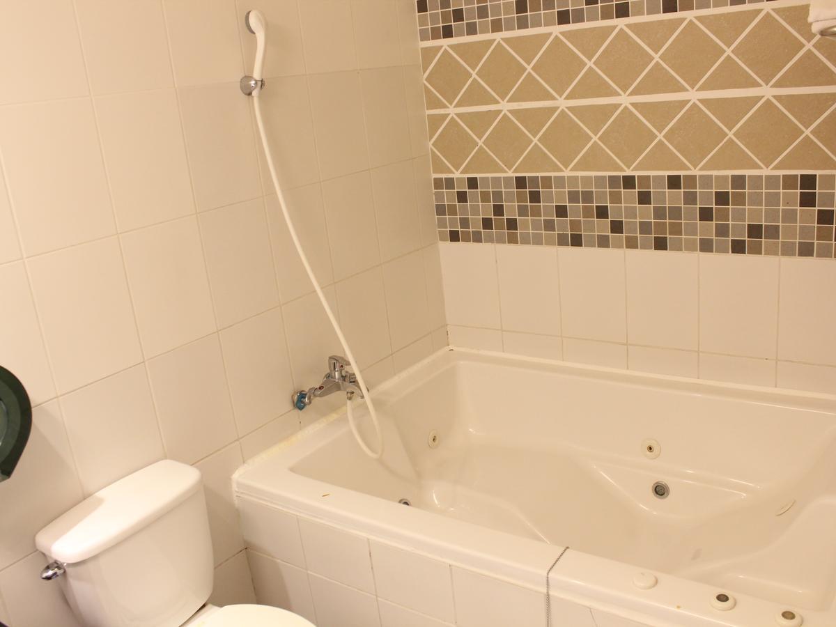 סינצ'ו סיטי Full Moon Boutique Motel מראה חיצוני תמונה